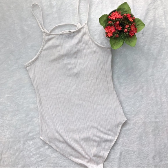 F21 Lace-Up Bodysuit - Picture 3 of 4